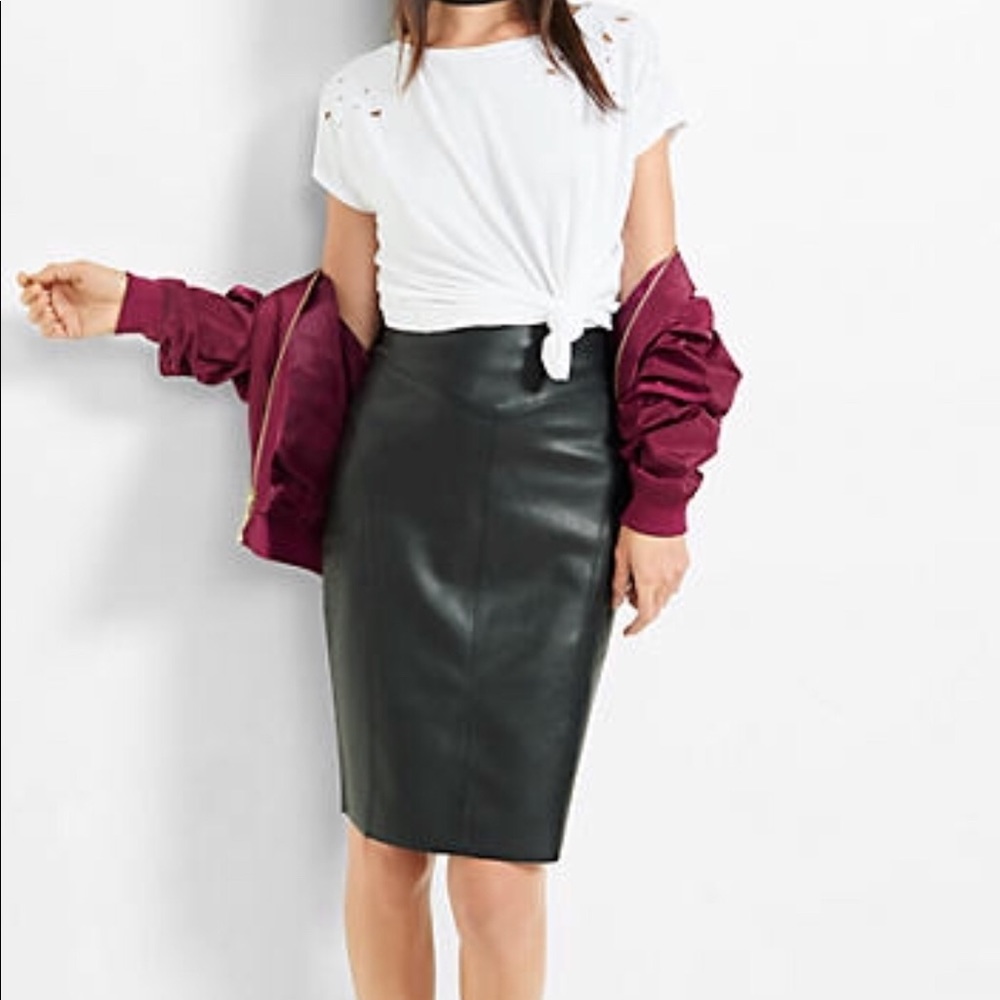 Black pencil skirt minus the leather